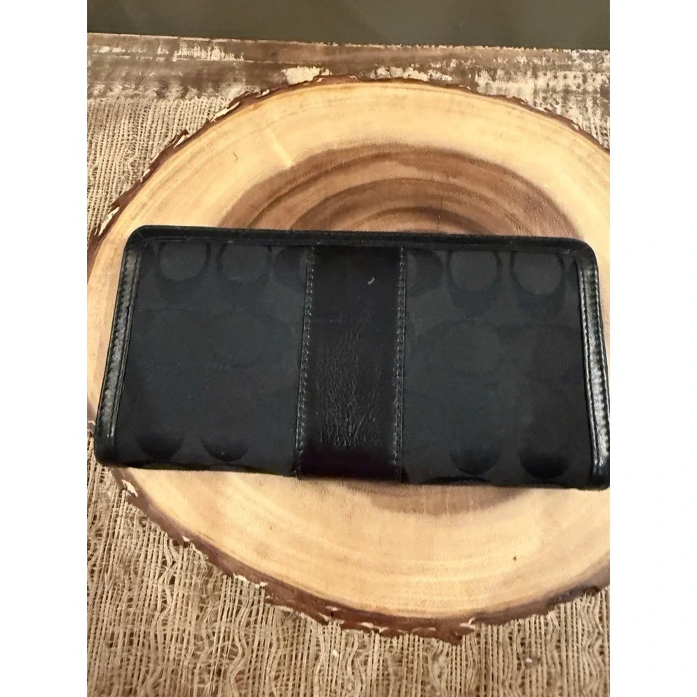 Vintage Coach 48437 Legacy Signature Stripe Zip Wallet Black Fabric & Leather